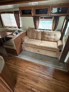 Salem 5th wheel camper - Photo 3