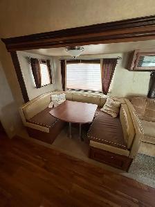 Salem 5th wheel camper - Photo 9