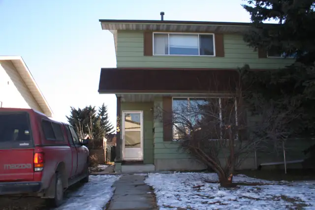 Renovated 3 bedroom duplex for rent in Pineridge, NE Calgary