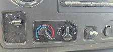 2009 Ford Econoline Cargo Van E-250 - ONLY 88000km's! - Photo 16