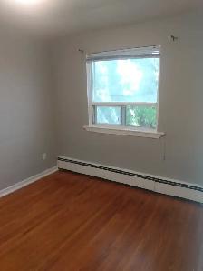 ONE BEDROOM WITH BALCONY IN WHITBY ON HWY 2 - Photo 8