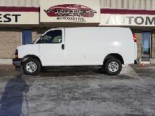 2023 GMC Savana Cargo Van SAVANA 2500 CARGO VAN, VERY LOW KMS ST - Photo 4