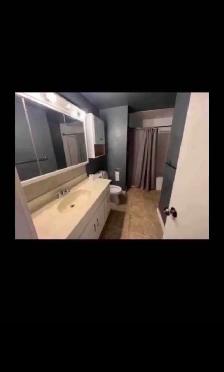 $400 shared room - Photo 2