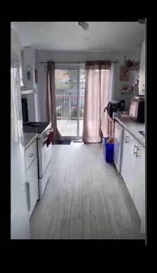$400 shared room - Photo 3