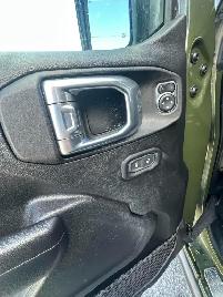 2022 Jeep Wrangler Unlimited Rubicon - Photo 12