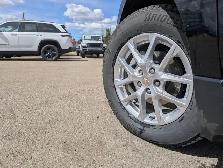 2024 Chevrolet Equinox LT - Photo 11