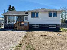 126 Bellevue Cres., Longlac, Ontario