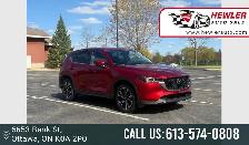 2025 Mazda CX-5 Preferred Low KM!