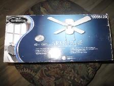 NEW HARBOR BREEZE 42'OAK/WHITE CEILING FAN WITH LIGHT FWD & REV