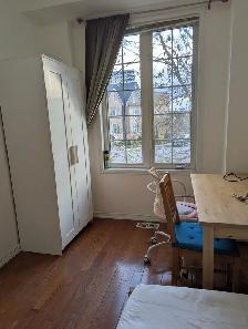 Cozy Bright Room Private Bath Parking @York University Village - Photo 6