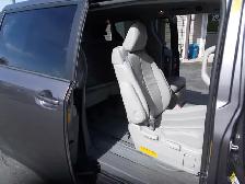 2014 Toyota Sienna XLE - Photo 14