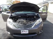 2014 Toyota Sienna XLE - Photo 16