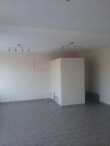 Northend St.Catharines  Commerical Space - Photo 6