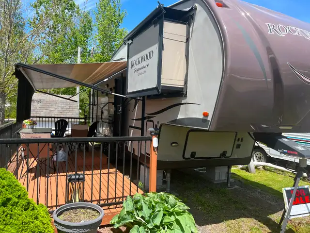2014 Rockwood signature ultra lite fifth wheel