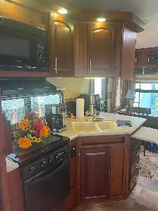 2014 Rockwood signature ultra lite fifth wheel - Photo 5