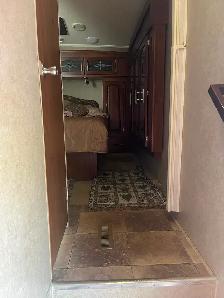 2014 Rockwood signature ultra lite fifth wheel - Photo 7