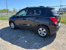 2016 Chevrolet Trax AWD - Photo 2