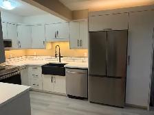 Newly Renovated 3 Bedroom Townhouse in Kimberley - Photo 4