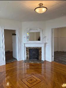 2 BDRM 1 Bath Apartment - Photo 2