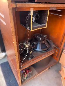 Leslie Speaker - Photo 5