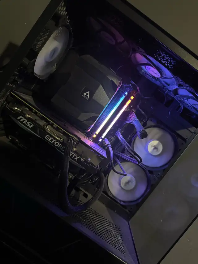 Highend gaming PC (Complete setup)