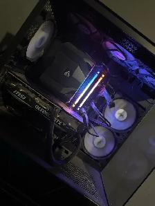 Highend gaming PC (Complete setup)