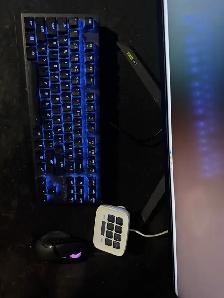 Highend gaming PC (Complete setup) - Photo 3