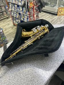 Yamaha YTS-26 Tendor Saxophone With Gig Bag - Photo 10