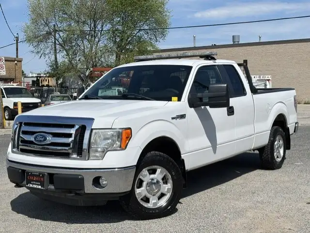 2011 Ford F-150 XLT SUPERCAB 4WD-1 OWNER-5.0L V8-CERTIFIED