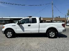 2011 Ford F-150 XLT SUPERCAB 4WD-1 OWNER-5.0L V8-CERTIFIED - Photo 2