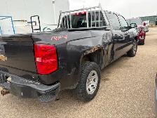 2014 chev Silverado 4x4 - Photo 2