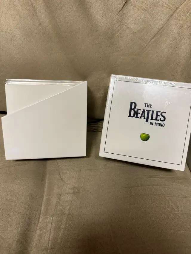 Beatles in Mono CD Boxset (Genuine)