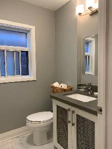Gorgeous 2 Bed 1 1/2 Bath Upstairs Apartment - 13 Castle View - Photo 2