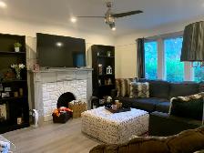 Gorgeous 2 Bed 1 1/2 Bath Upstairs Apartment - 13 Castle View - Photo 8