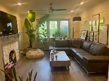 Gorgeous 2 Bed 1 1/2 Bath Upstairs Apartment - 13 Castle View - Photo 9