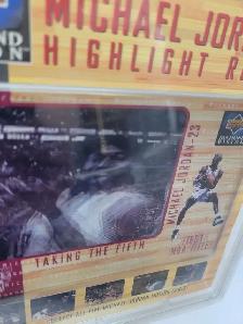 Michael Jordan UpperDeck Edge Motion Cards Highlight Reel 1997 - Photo 5