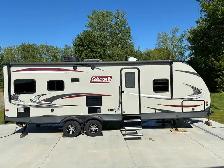 2019 Coleman Light 2515RL Travel Trailer