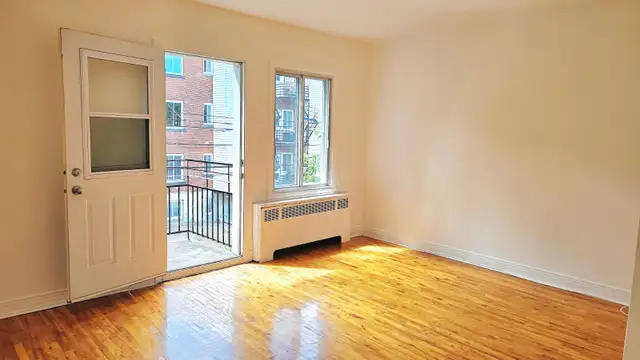 ROSMONT-BEAU PETIT 2½ - 800$ chauffé, eau chaude