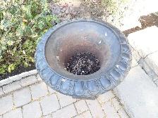 Cast Metal Garden Urn - Photo 2