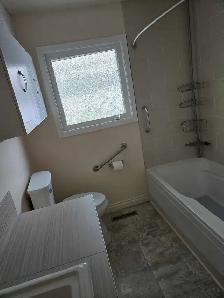 2.5 bed 1 bath upper suit for rent - Photo 4