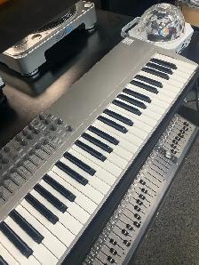 Novation X-Station 61 Keyboard @ Cashopolis!! - Photo 3