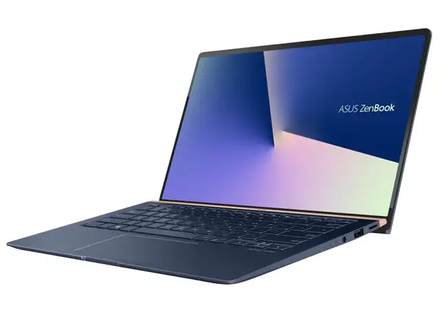 14' Asus ZenBook 14 UX433F Laptop Intel i5-8565 16G Ram 500 SSD