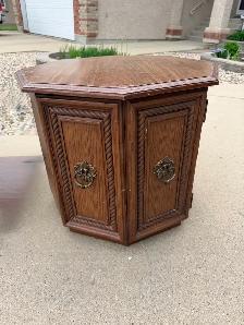 Coffee Table with End Table
