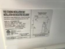 FRIGIDAIRE APT SIZE UPRIGHT FREEZER 7 cubic feet - Photo 5