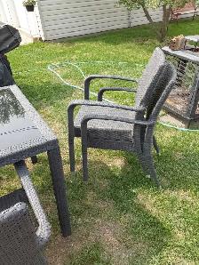 patio set - Photo 2