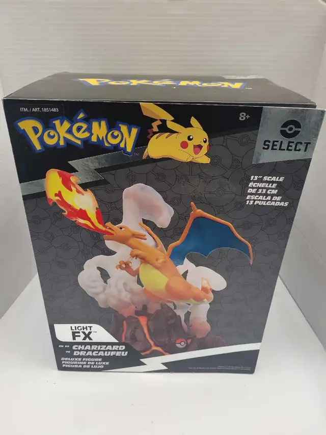 Pokemon Select Charizard 13' Light FX Figure NEW