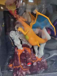 Pokemon Select Charizard 13' Light FX Figure NEW - Photo 2