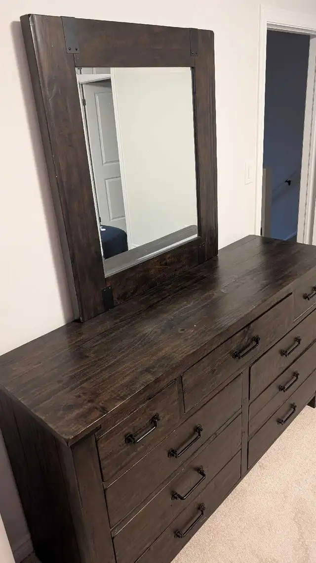 Solid wood KING size bedroom set for sale. best Offers!