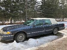 Lincoln town car for sale - Photo 4