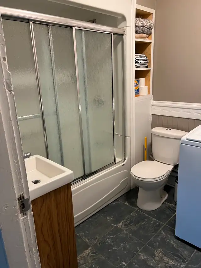 2 bedroom available August 1st, 2026